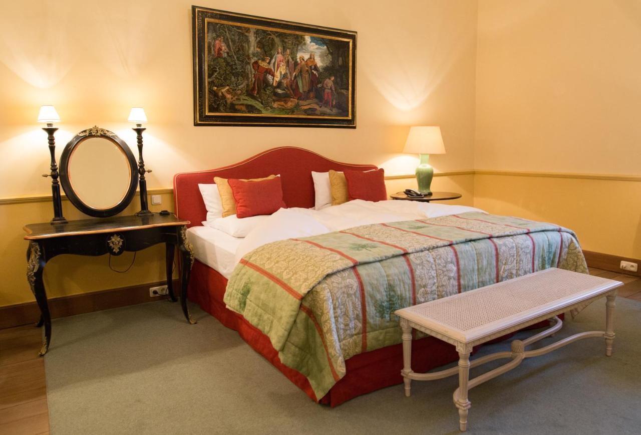 Hotel Chateau Béla Extérieur photo