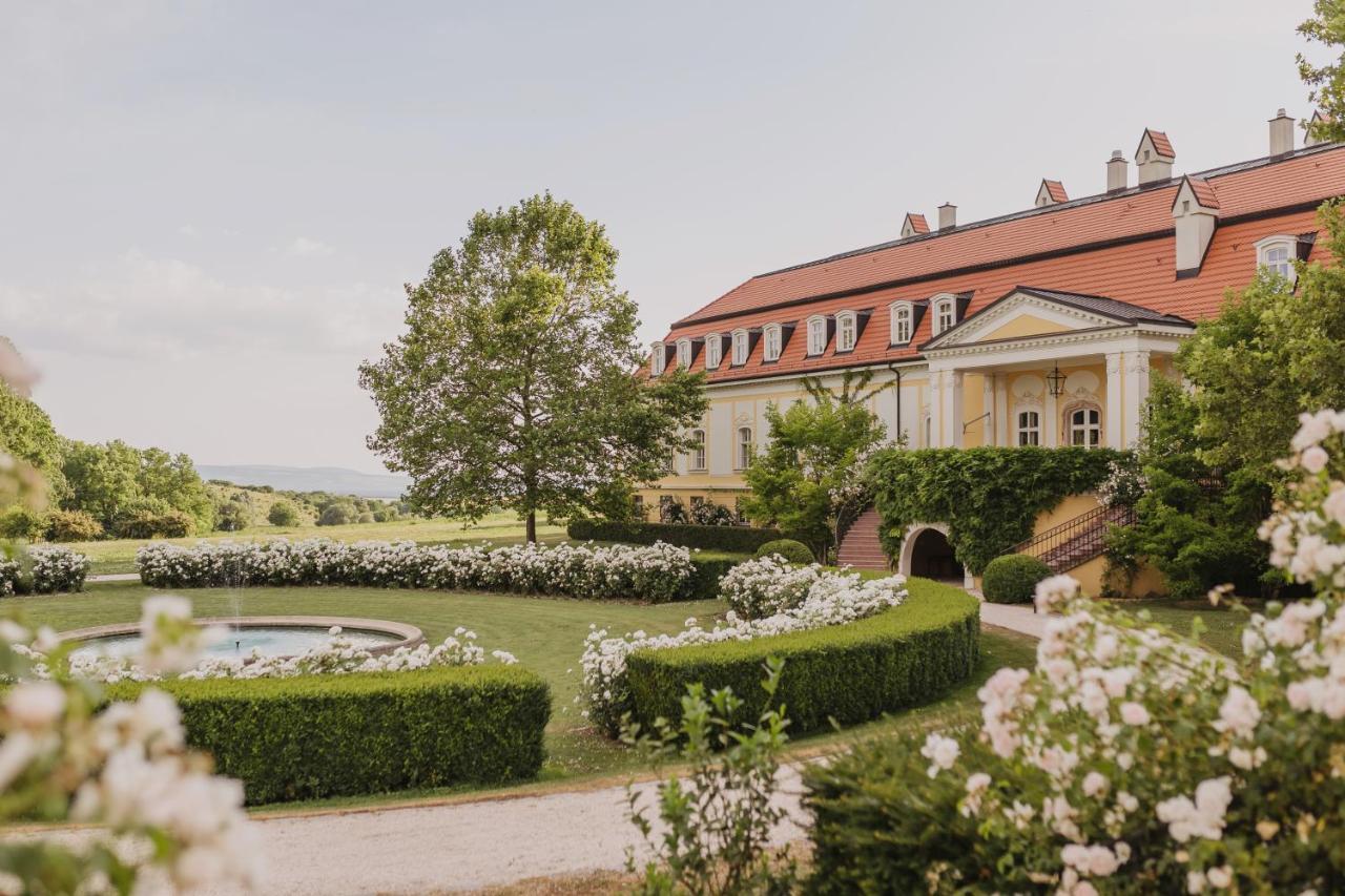 Hotel Chateau Béla Extérieur photo